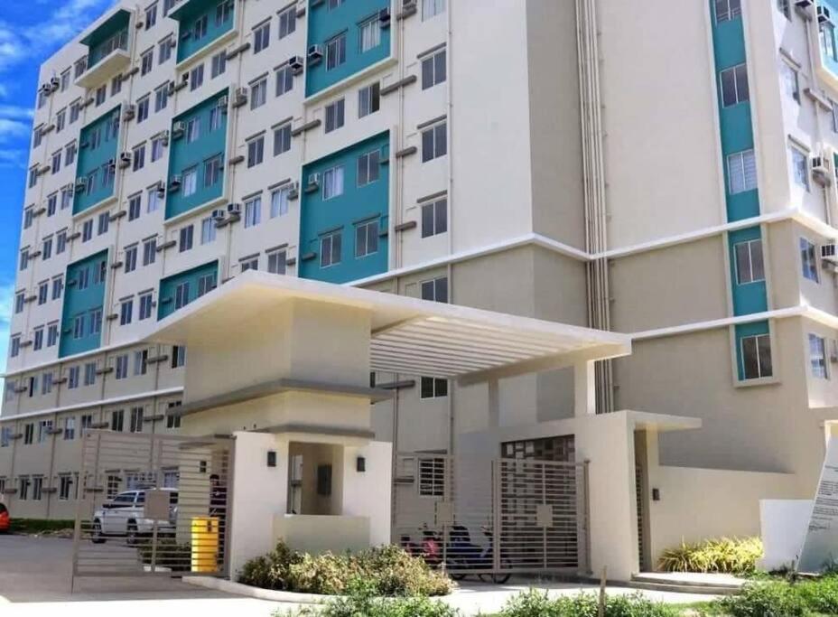 Veronica'S Homestay At Marina Spatial Condo Dumaguete City Zewnętrze zdjęcie