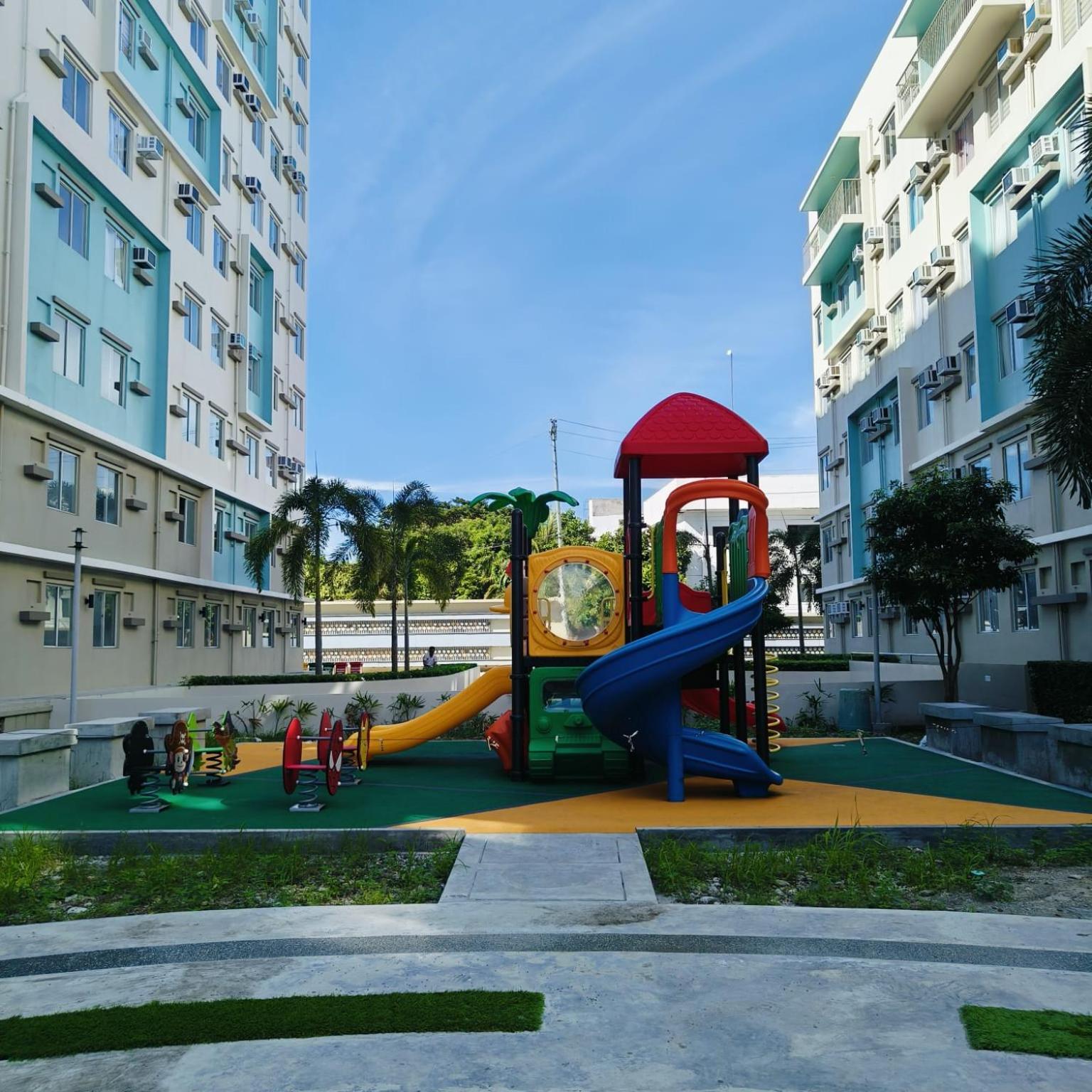 Veronica'S Homestay At Marina Spatial Condo Dumaguete City Zewnętrze zdjęcie